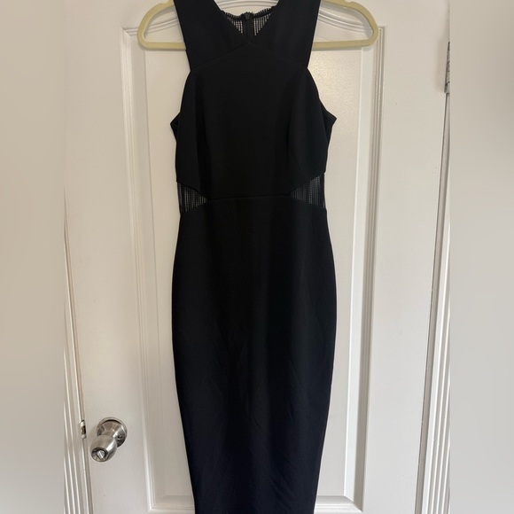 Chic Black Midi Dress - Picture 3 of 10